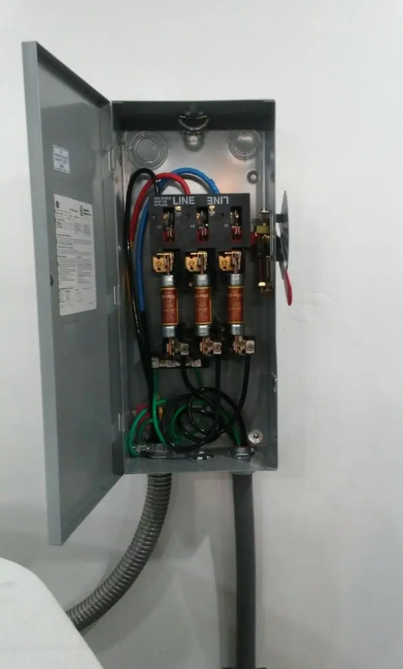 Three-phase disconnect switch installed for Smoke Detector Installation in Paterson